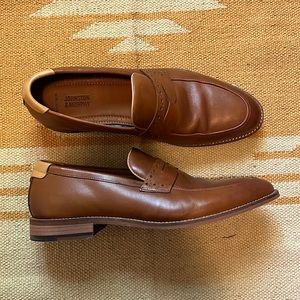 Johnston & Murphy Penny Loafer - Mens 10.5 (runs large)